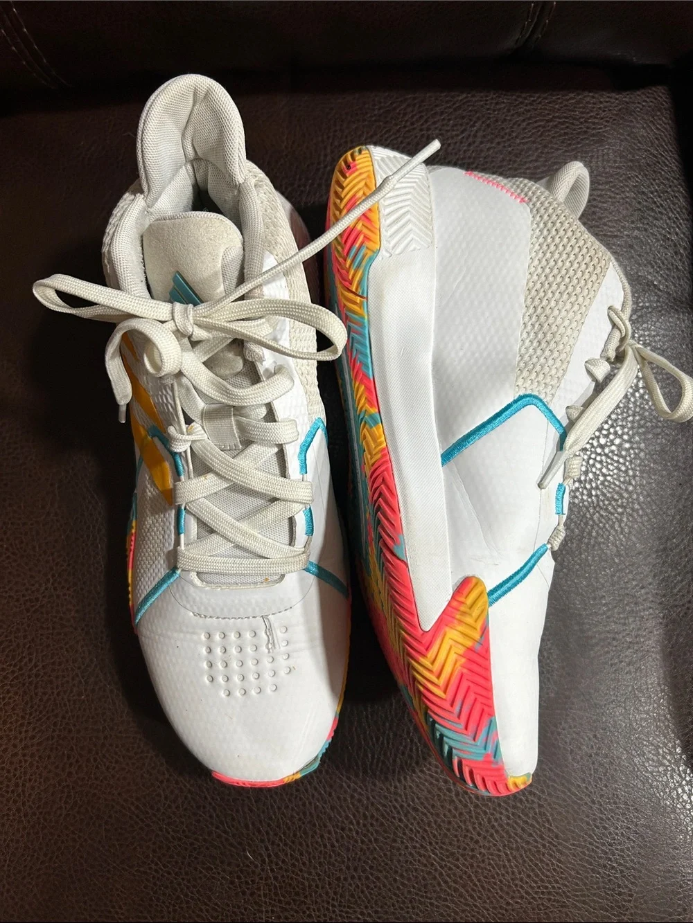 Adidas Athletic Sneakers with Multicolor Sole